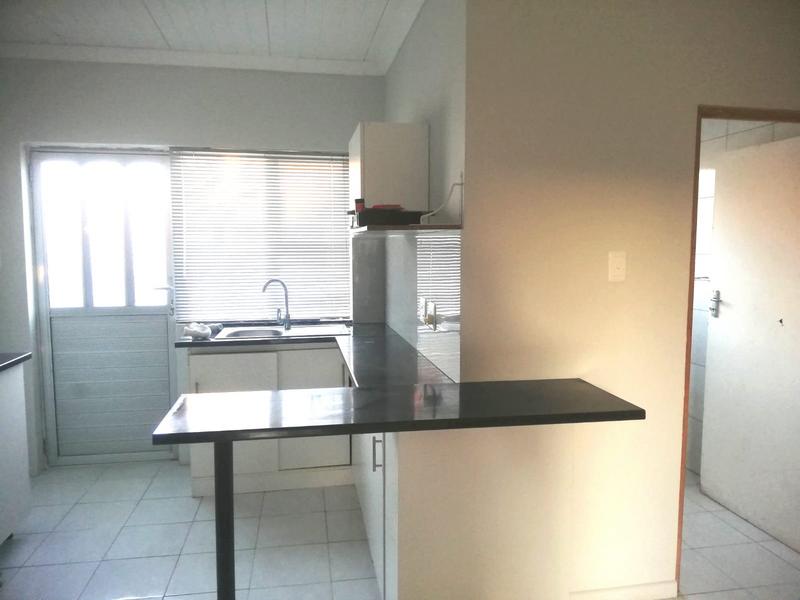 To Let 2 Bedroom Property for Rent in Jakarandas Western Cape
